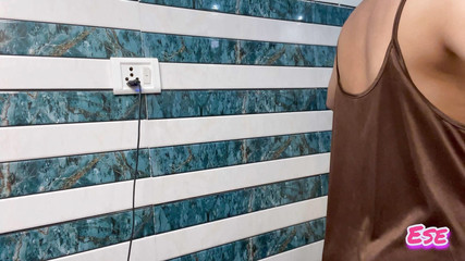 Sammy Sins: Kuryenin seksi yengeyi sikme şansı var!