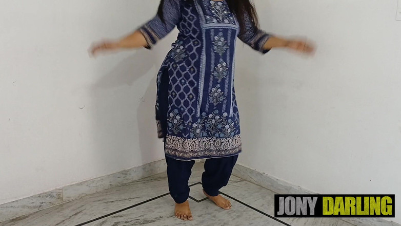 Jony Darling: Indiana Gasti Nua Mujra em Punjabi Song