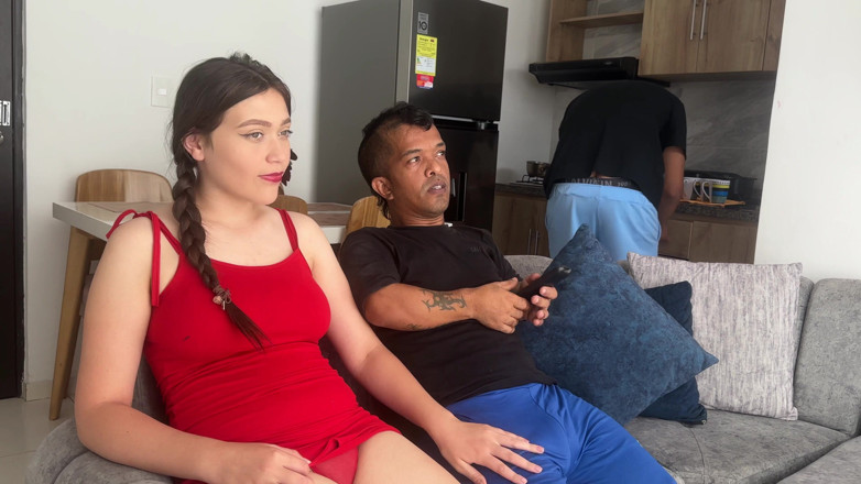 Julianaburning: A madrasta mais sexy transa com o enteado dela sem...