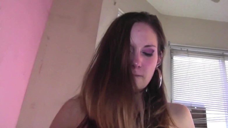 Real Amateur Sluts: Ateşli hemşire Lexi Luv büyük zenci yarağının içine boşalıyor
