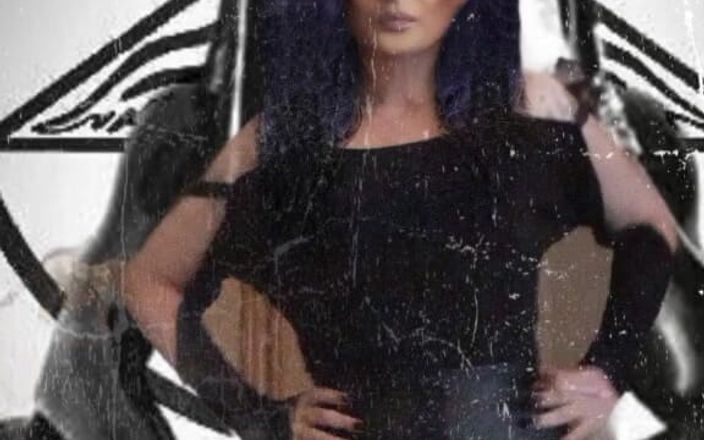 Dominatrix Redsonyja: Don't Mess with Stepmom, I'm Putting a Spell on You...