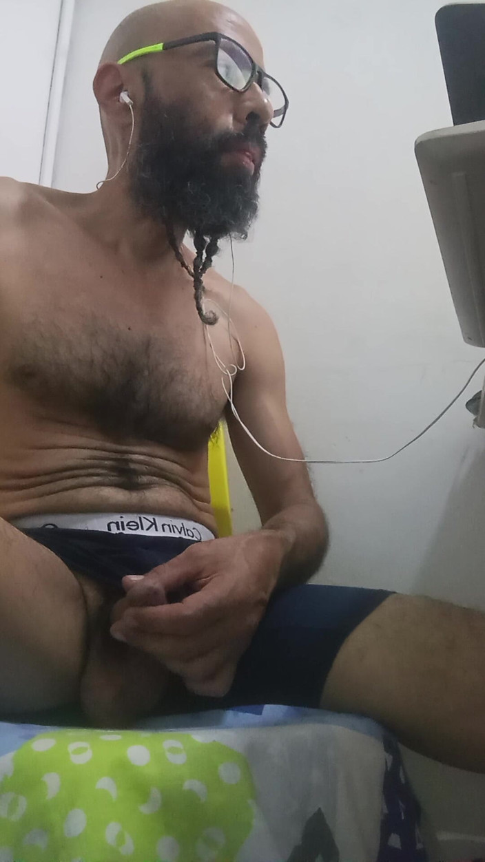Jhonbahh: Avec des sous-vêtements