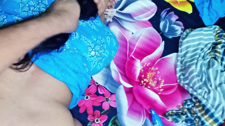 taslima81: Indiancă desi Devar Bhabhi Moment romantic sexy în satul cu fundul...