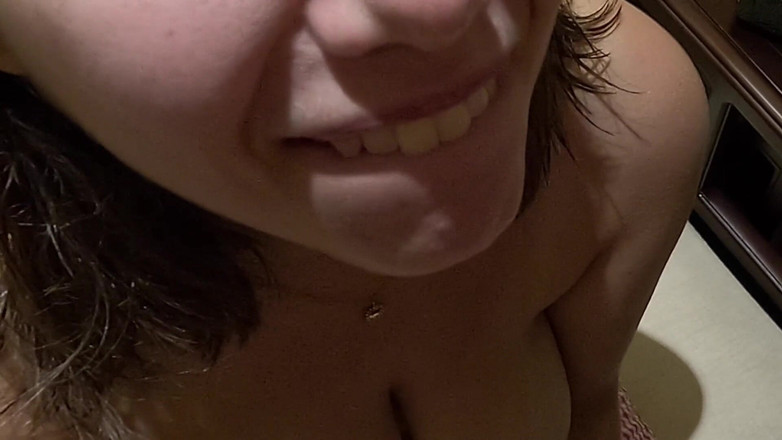 Chu-Chubi: アマチュアガールフレンドはフェラチオが大好きで、精液を一滴残らず飲み込む