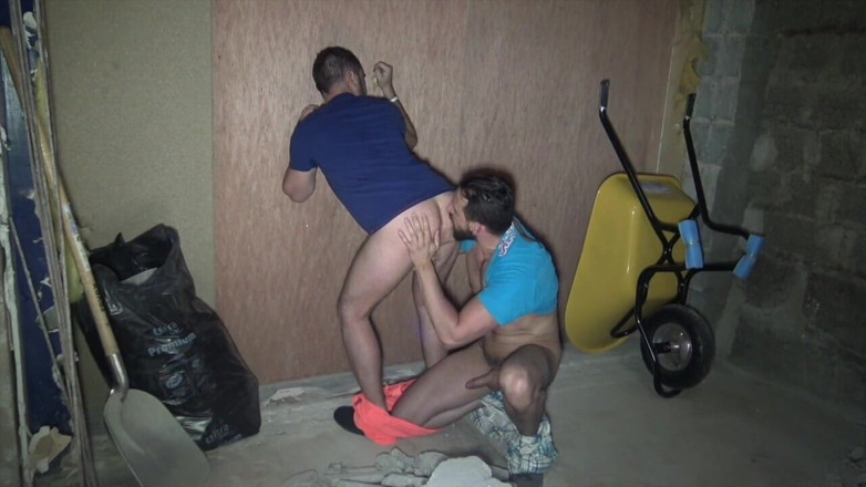 Enzo Rimenez: Young bear worker fucked by Enzo Rimenez