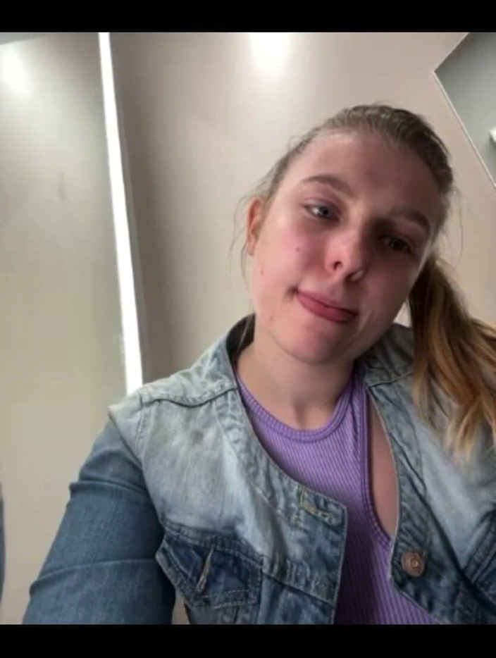 JuiceLussie: Šukání análu na veřejnosti