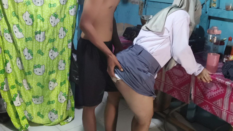 Rania: Сводная сестра готова пойти в колледж