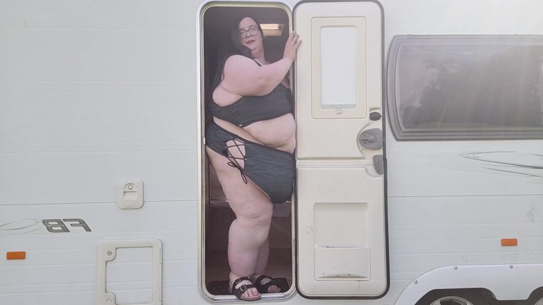 SSBBWLadyBrads: Caravan tiny door part 2