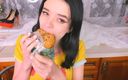 Margo &amp; Alisa: Alice Eat Burger e Batatas Fritas Francesas
