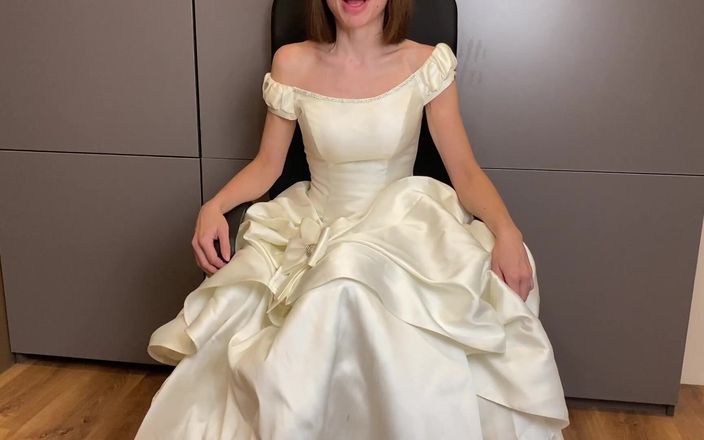Mistress Mary: Hete bruid voor cuckold echtgenoot. Dag 1