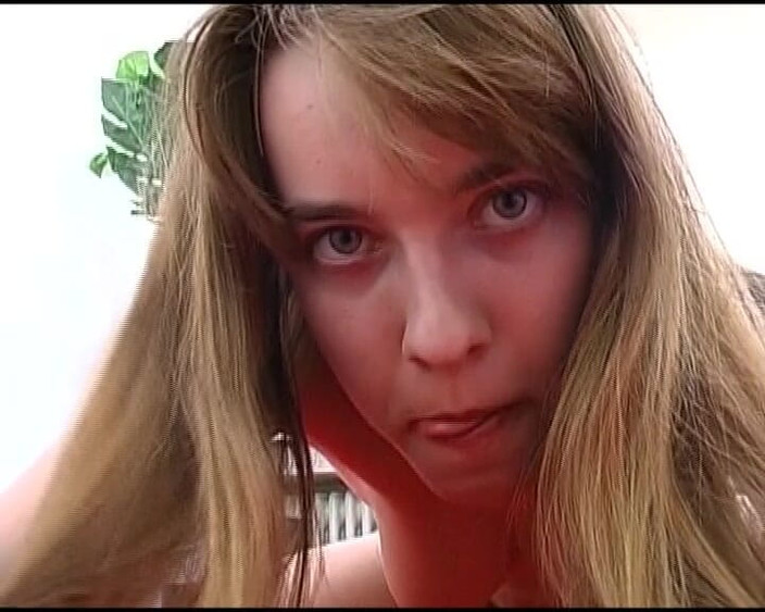 Deutsche Frauen: Це аматорська красуня з Німеччини, яка любить грати зі своєю пиздою