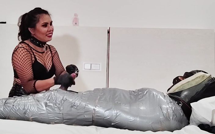 Domina Fire: Dominafire Sounding Mummified Slave