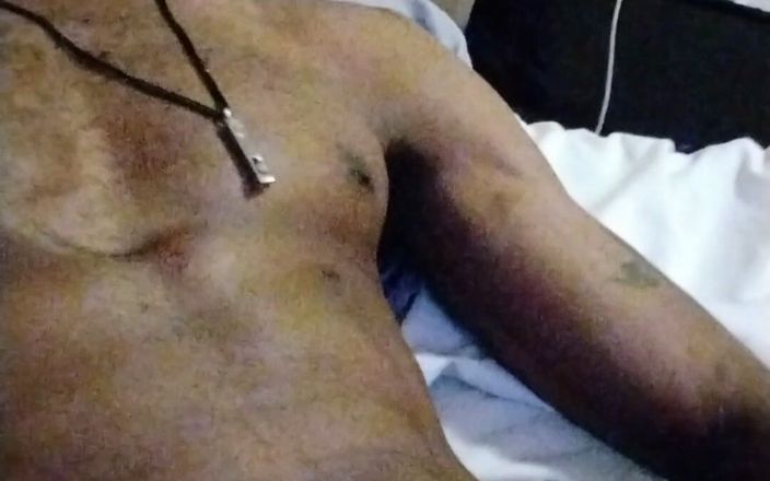 Choklet thunder: Bbc-masturbation