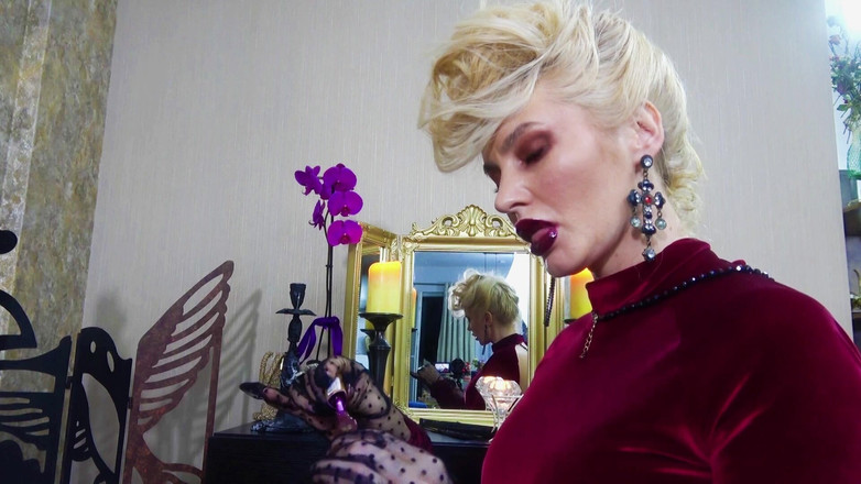 Goddess Celine: Vinylgloss Rtěnka Kousnutí