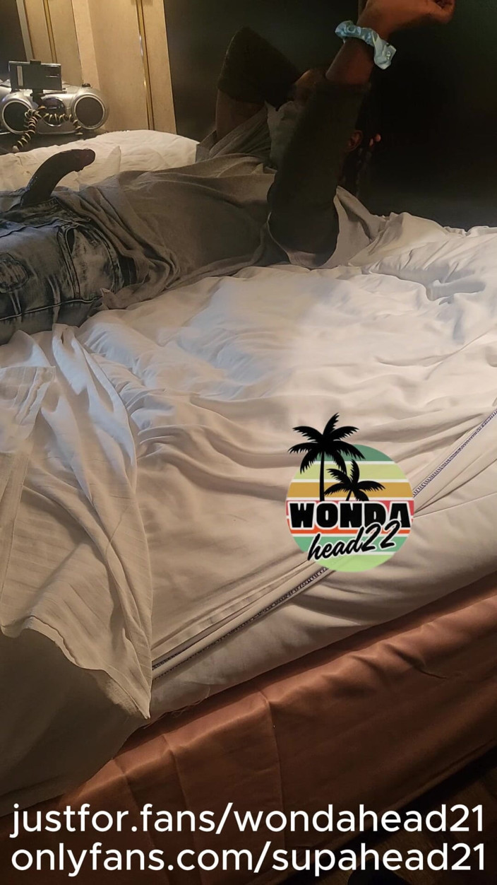 Wondahead21: Marathon de baise par la gorge à l’hôtel sans merci