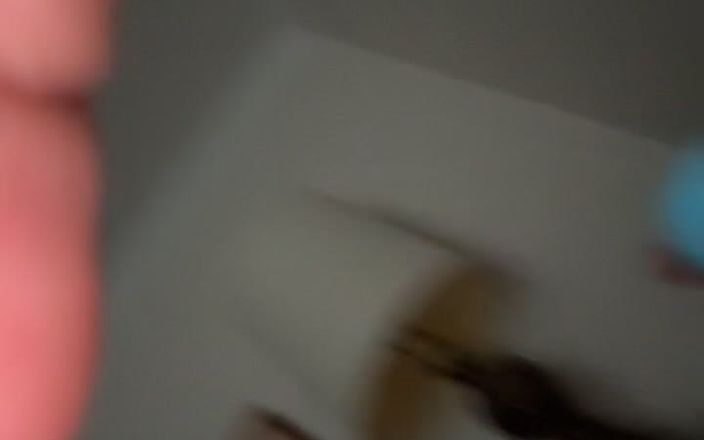 BiggggTtteeeejjj: , es ist ́s ab