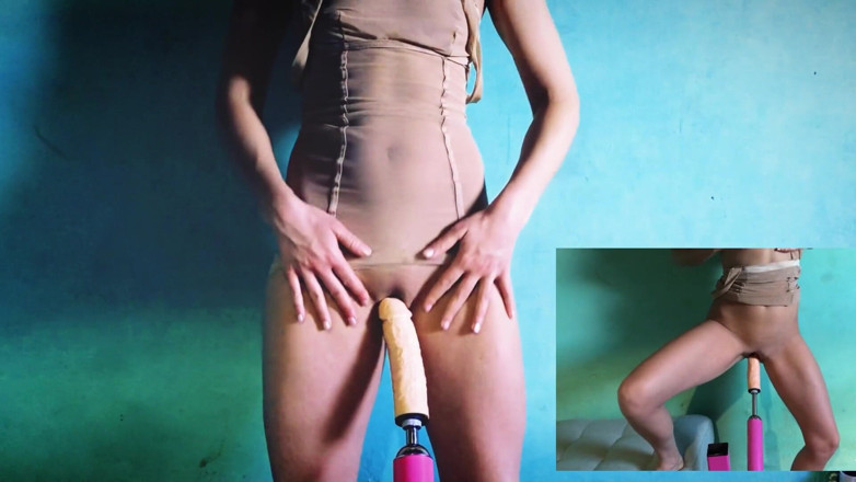 Jizzy Slutwife: Danse et baise avec ma machine à baiser !