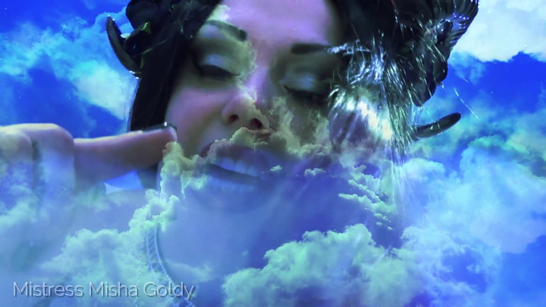 Goddess Misha Goldy: Dev succubus seni boşaltıyor ve eziyor