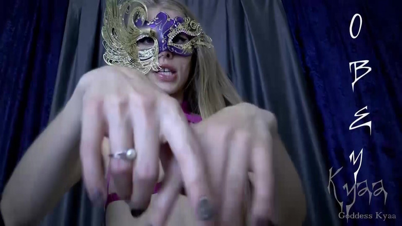 Kyaa Chimera: Femdom Occult - Ciri Berganda
