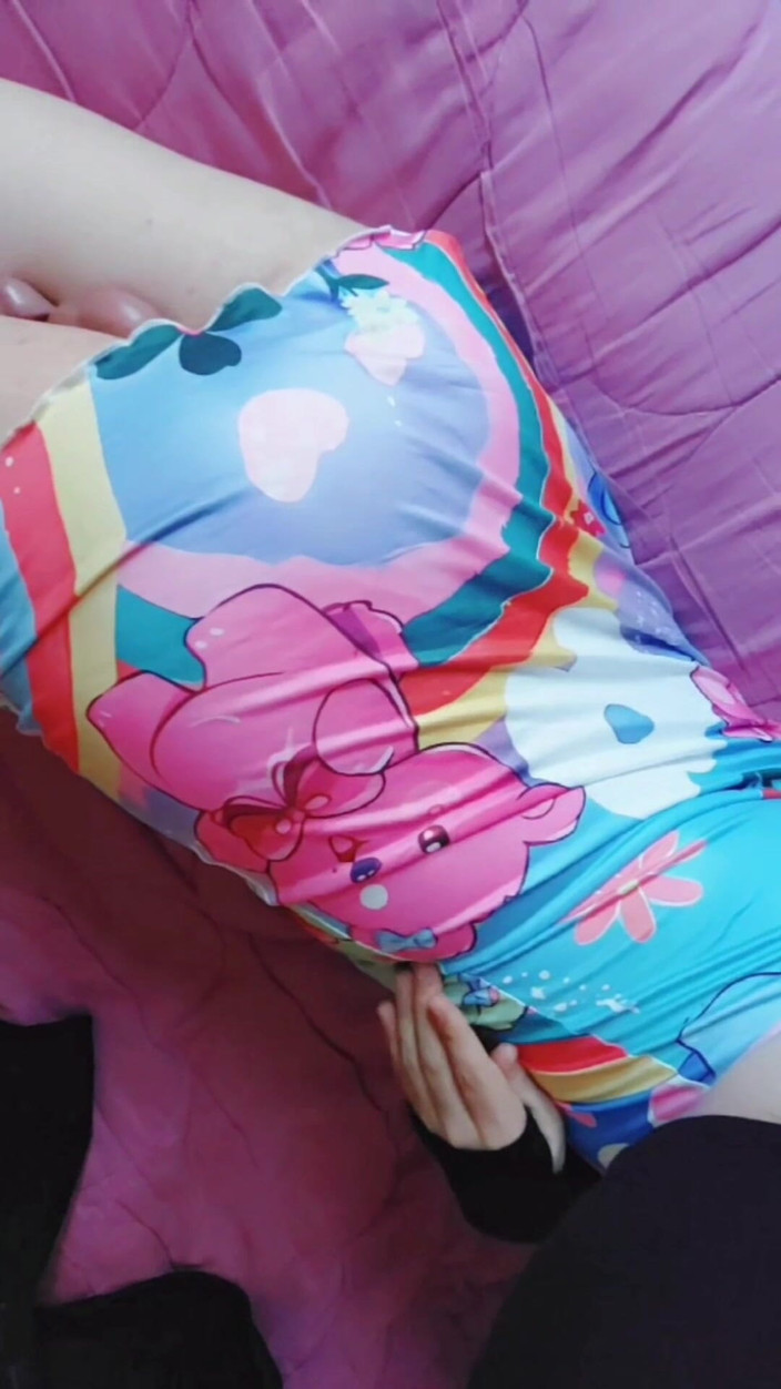 Kitty_Cross: Cowok dominan ini lagi asik sempit wanita dominannya sambil pakai...