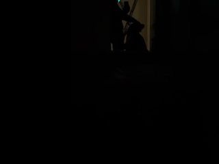 Kendale: Мы побежали на вечеринке в Хэллоуин, я заставил ее дать мне голову в одной из задних комнат