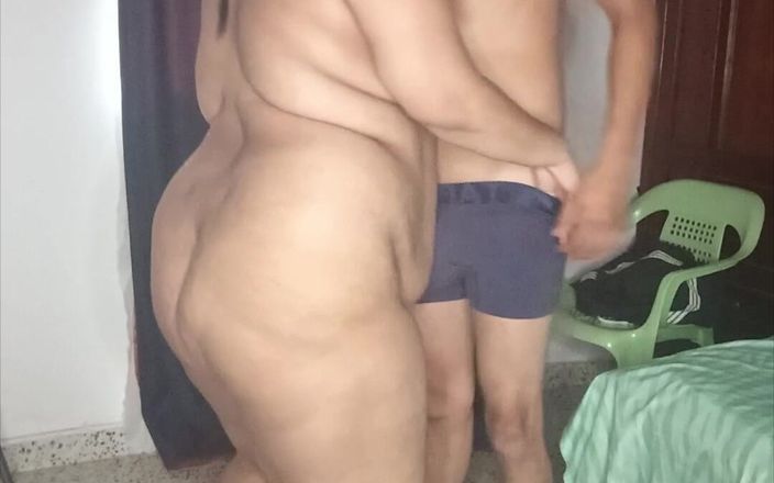 Miia Foxxy: Cât de delicioasă o sugi