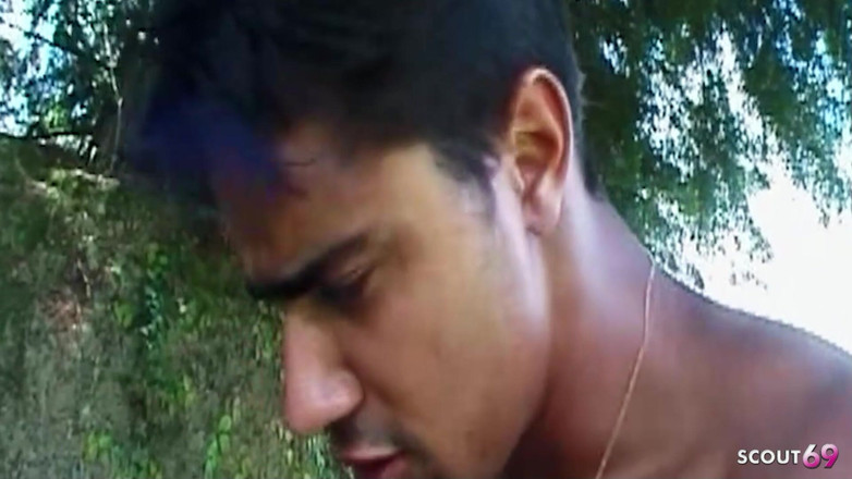 Shemale TS Collection: 变态变性人得到自然的户外肛交