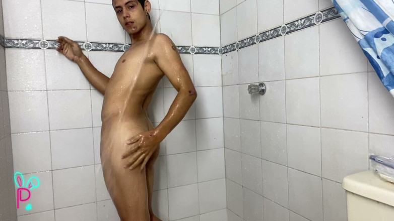 Isak pervert: Я шукаю людину з подарунками і подарую йому свій член
