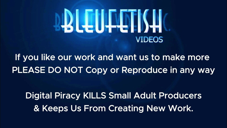 BleuFetish Tickling: Mrdka! Čínská holka, mrdko! - záhadné ruce mají skvělý čas, aby malá Yumi...