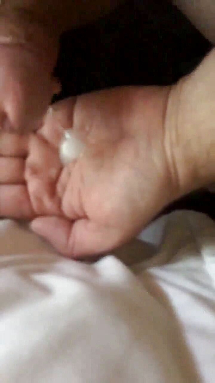 Kinky horny gay bois: Jen gay honí sperma z penisu