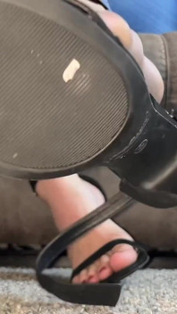 Hübsche Füße in Sexy Absätzen, POV Modellieren