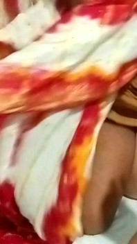 Giovane studentessa universitaria scopata in figa rosa con la professoressa di fisica Heena