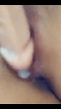 Yummy Morning Pussy Play