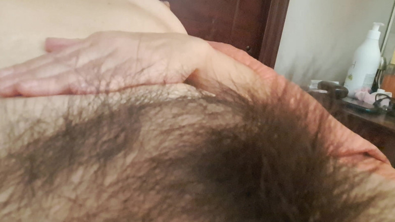 Mommy big hairy pussy: Maminčina kundička je hodně chlupatá a tlustá