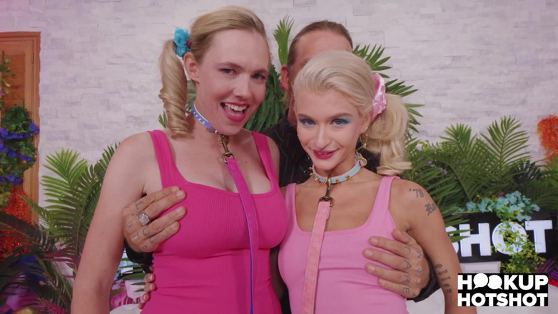 Hookup Hotshot: Rebel Rhyder ed Emma Rosie navigano su Internet alla ricerca...
