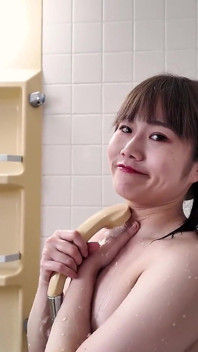 Hinako Rukawa est une salope adorable