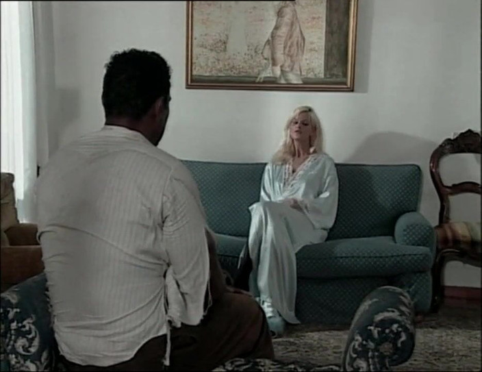 Black Sinner: Mooie blondine met grote borsten houdt van grote lul in...