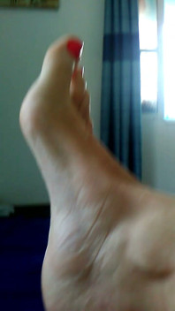Teacher Show Her Soles to New Student on Video!