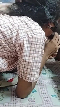 德西印度女大学生啪啪