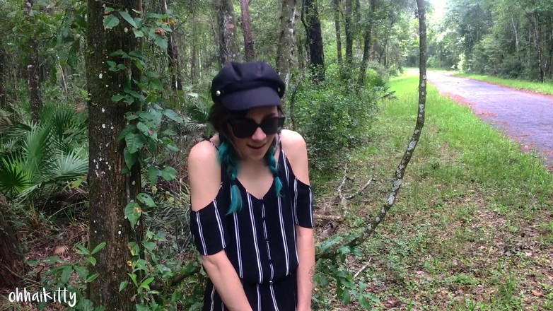 kactus kutie: Pisciare sulla strada - Beccato! Audio cattivo