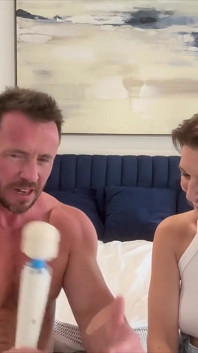 Sesi wawancara si seksi kenny kumshot dari jenn cameron