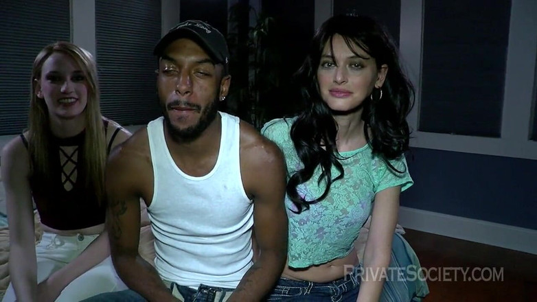 Private Society: Beberapa ngentot yang benar-benar memutar