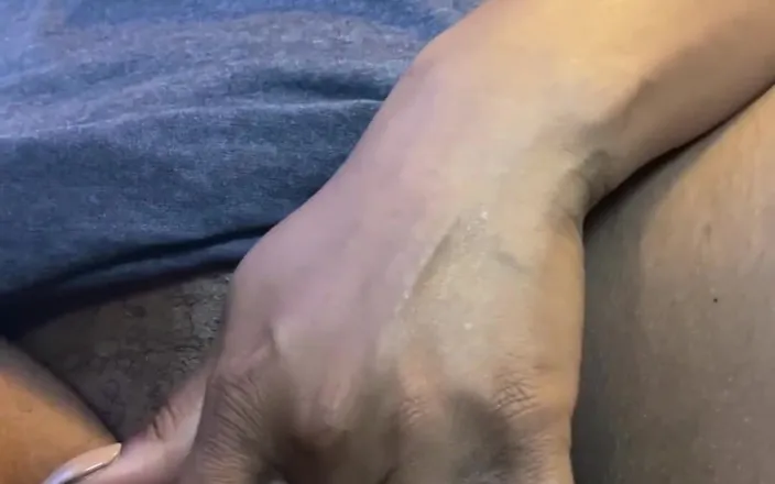 Jay Vic studios: Playing with My Wet Pussy While I'm Horny Af