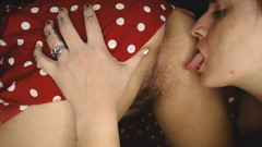 Abby Anna: Ass Tease se stává sexy lesbickým lízáním zadku lízání zadku,...