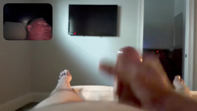 GottaLuvBB: Gozando e rebentando na cam dupla