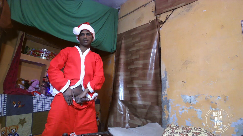 Desiboy110Ankit: Video seksi masturbasi cewek seksi india lagi asik masturbasi pakai...