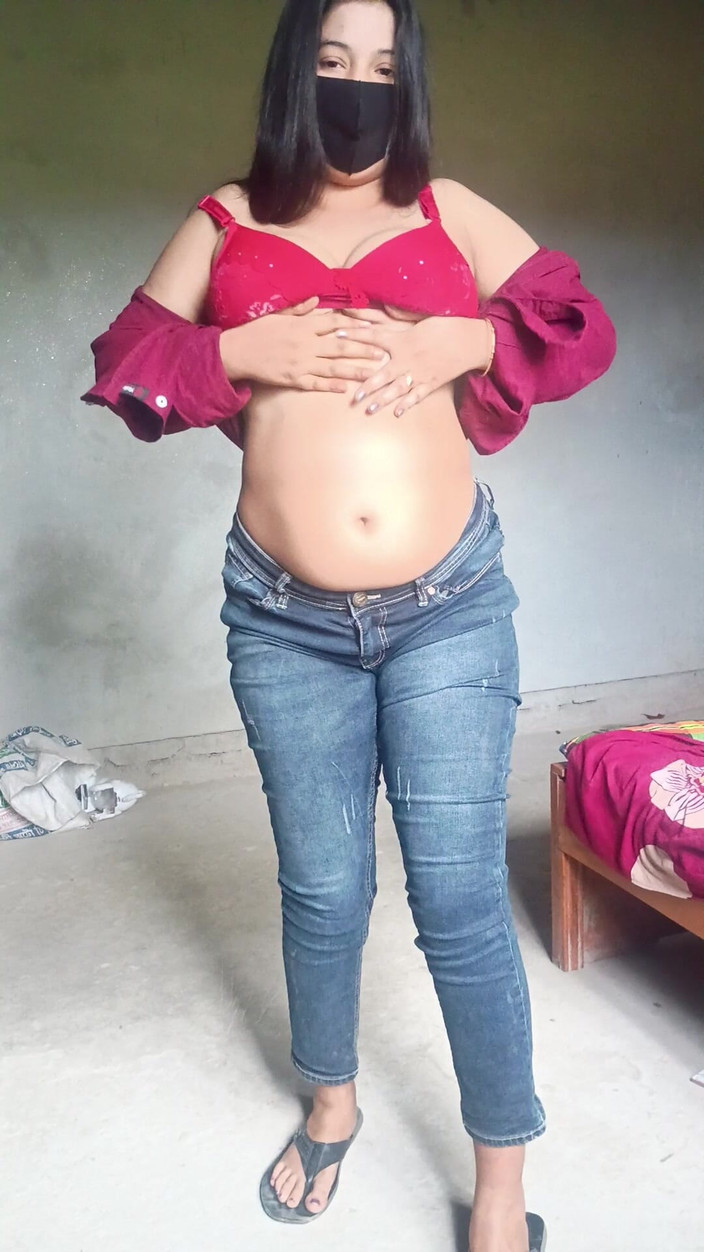 Taniyaxx: 뱅글라 비디오 녹음