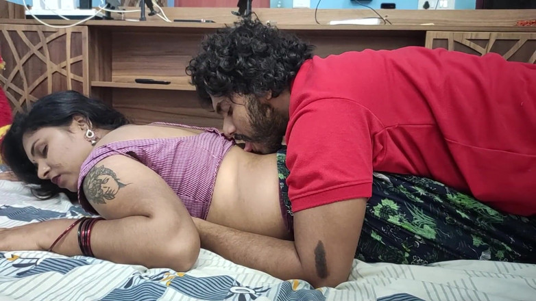 Vaigavarun45: Sex mit meiner heißen bhabhi-freundin in halb sari