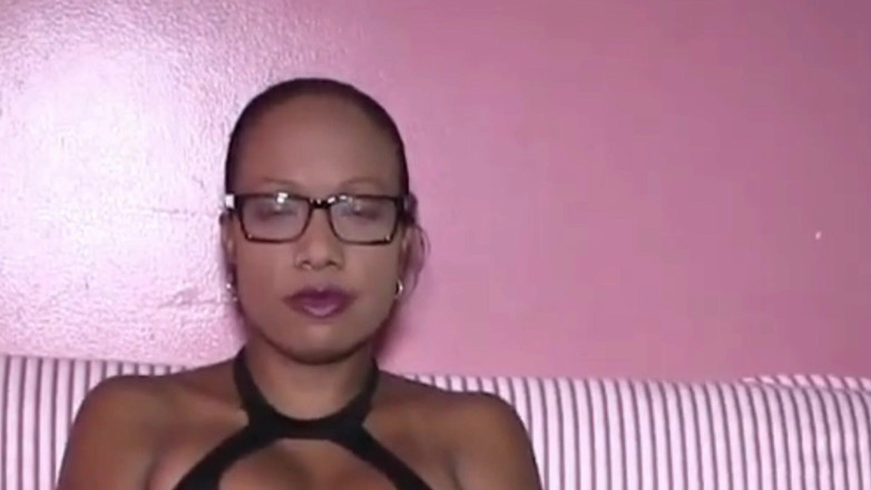 Nasty Media: Bayan Vaughn Röportajı