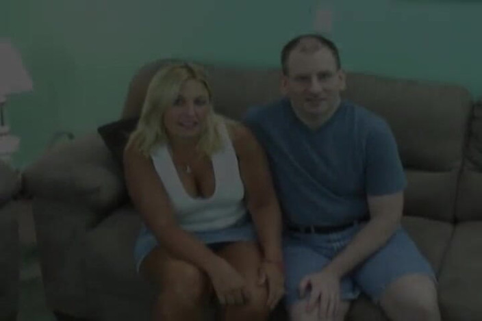Radical: Sexy blonde housewife fuck video
